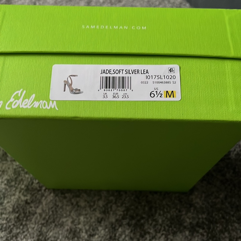 Beautiful sandals - Picture 4 of 5